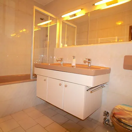 Lindenschloesschen & Schlossgarten 公寓