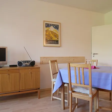 Lindenschloesschen & Schlossgarten 公寓